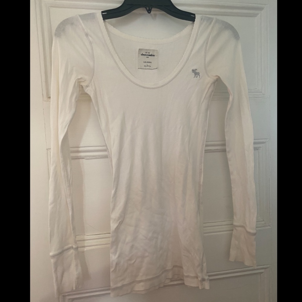 White long sleeve shirt